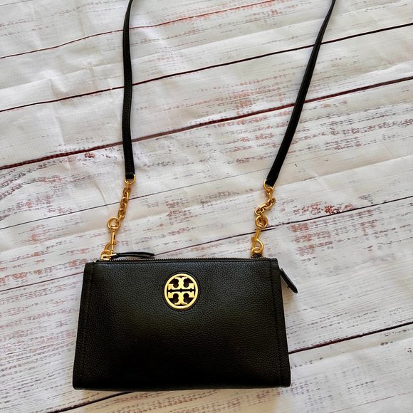Tory Burch Bags Nwt Tory Burch Black Pebbled Leather Carson Topzip